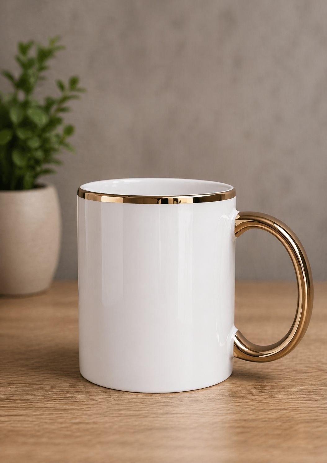 Caneca de Porcelana Alça e Borda dourada 325ML